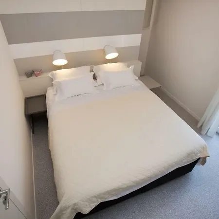 Luxury Marjan - White Apartment *
